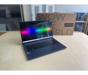 Asus Vivobook PRO 15 OLED M1503Q R7-5800H/Ram 16GB/SSD 512GB/15.6